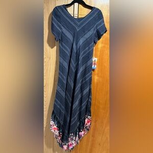 Warm Shop Floral Hem Linen/Silk Maxi Dress